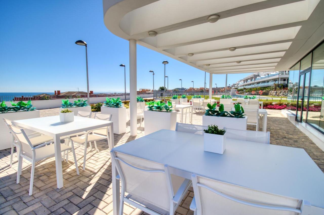 Newly Constructed 2 Bed Apartment With Sea Views Casares Kültér fotó
