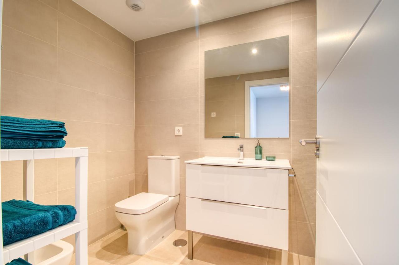 Newly Constructed 2 Bed Apartment With Sea Views Casares Kültér fotó